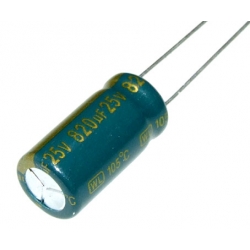 Kondensator Elektrolityczny 820 µF (25V)