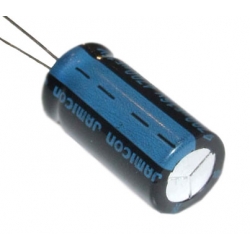 Kondensator Elektrolityczny 4700 µF (16V)