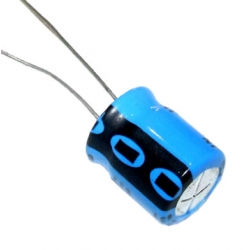 Kondensator Elektrolityczny 100 µF (63V)