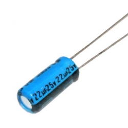 Kondensator Elektrolityczny 22 µF (25V)