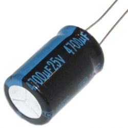 Kondensator Elektrolityczny 4700 µF (25V)